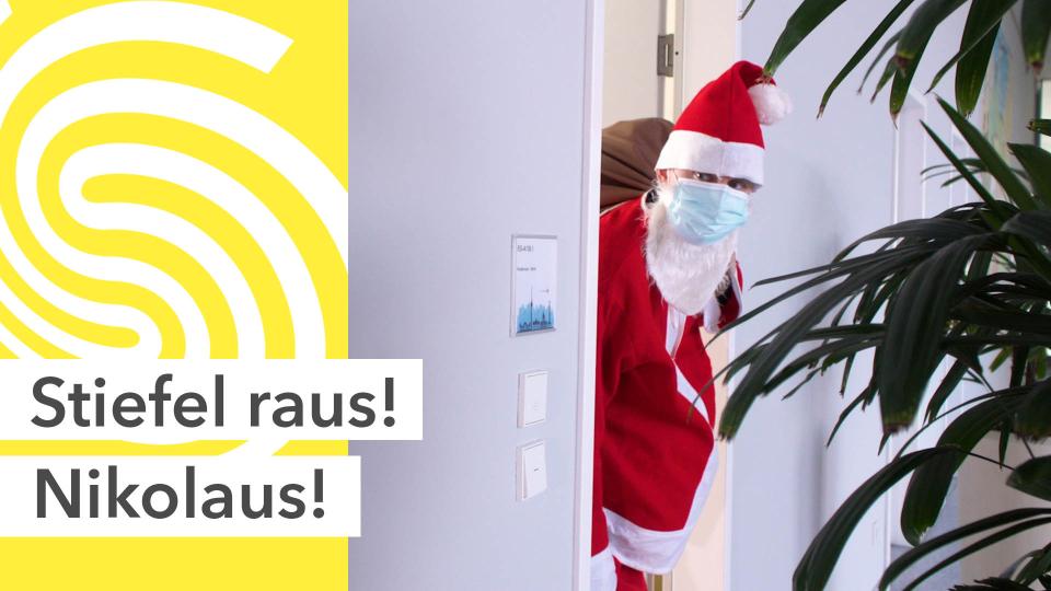 Wir haben den Nikolaus heute sehnsüchtig erwartet und unsere Schuhe rausgestellt.?? Ob er damit gerechnet hat? 
Wir wünschen euch einen frohen Nikolaustag und gut gefüllte Stiefel!?